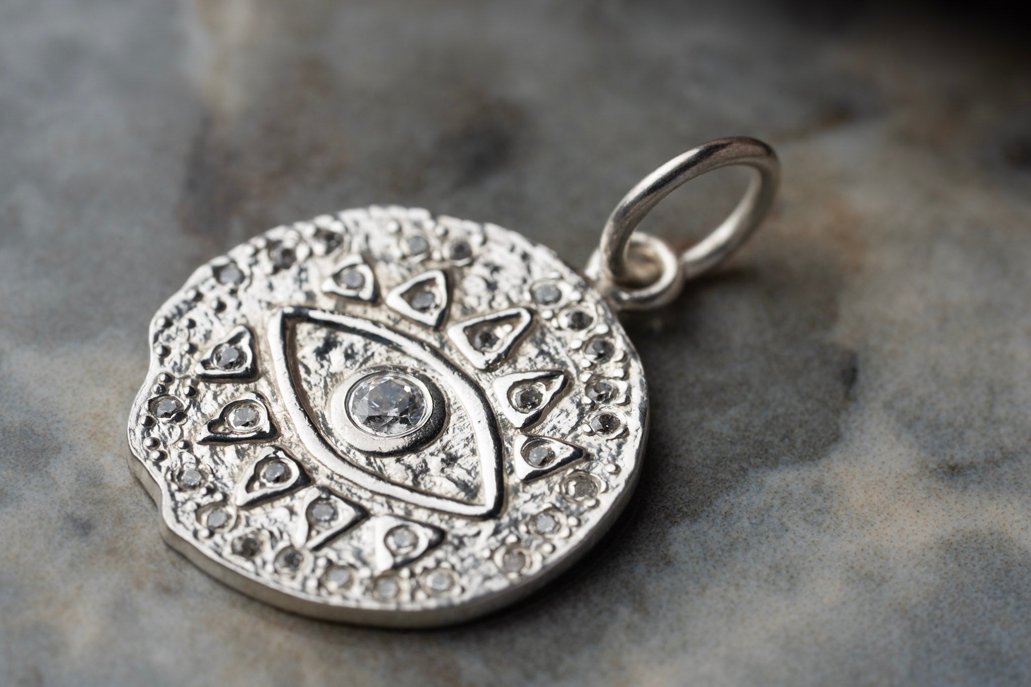 Colgante Ojo de Venus plata