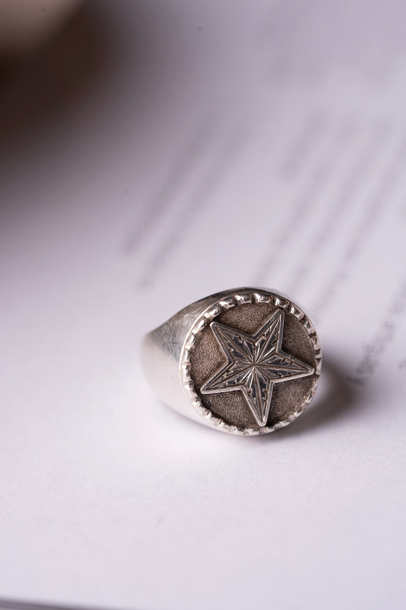 Anillo de estrella en plata