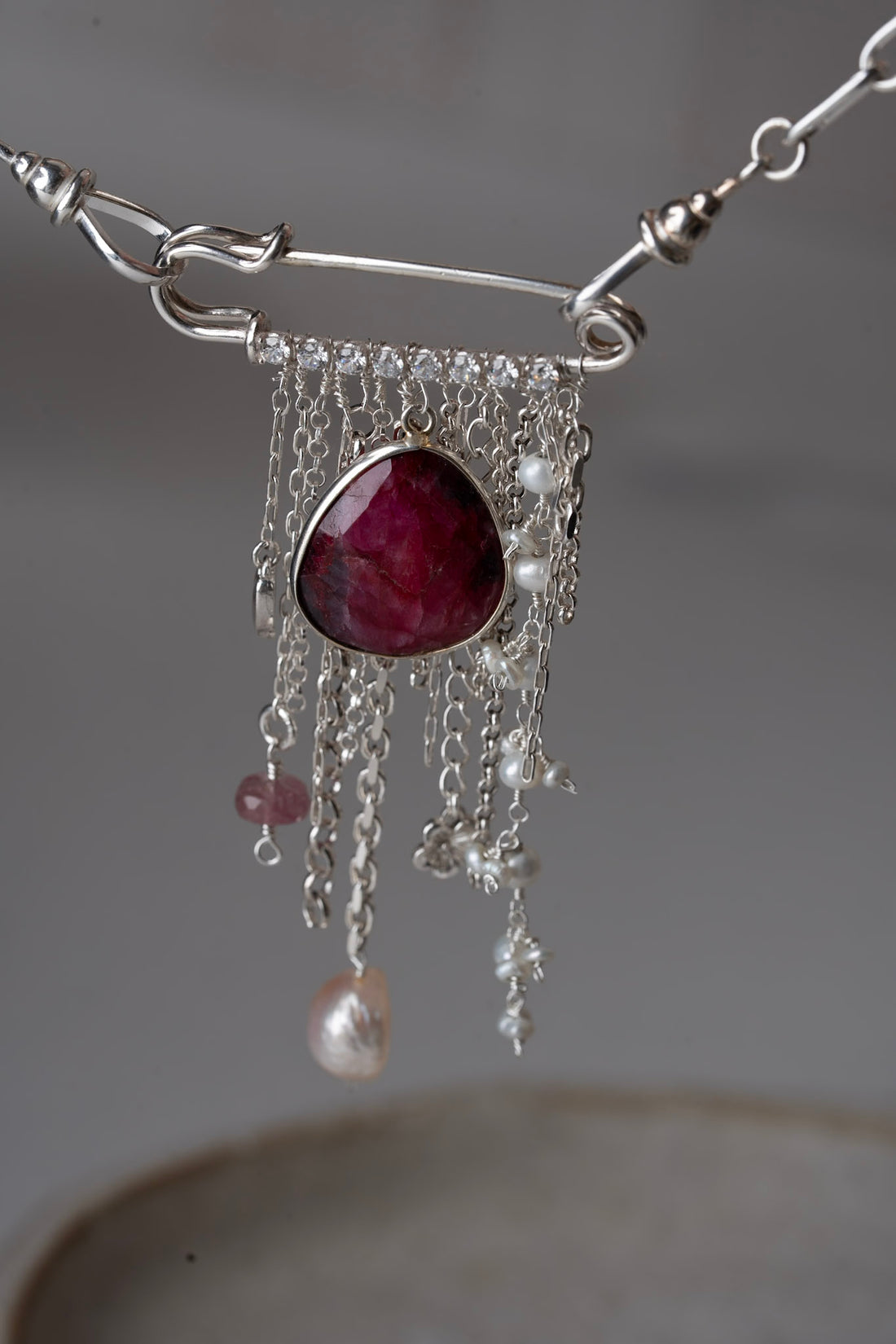 Broche Alfiler Rubies