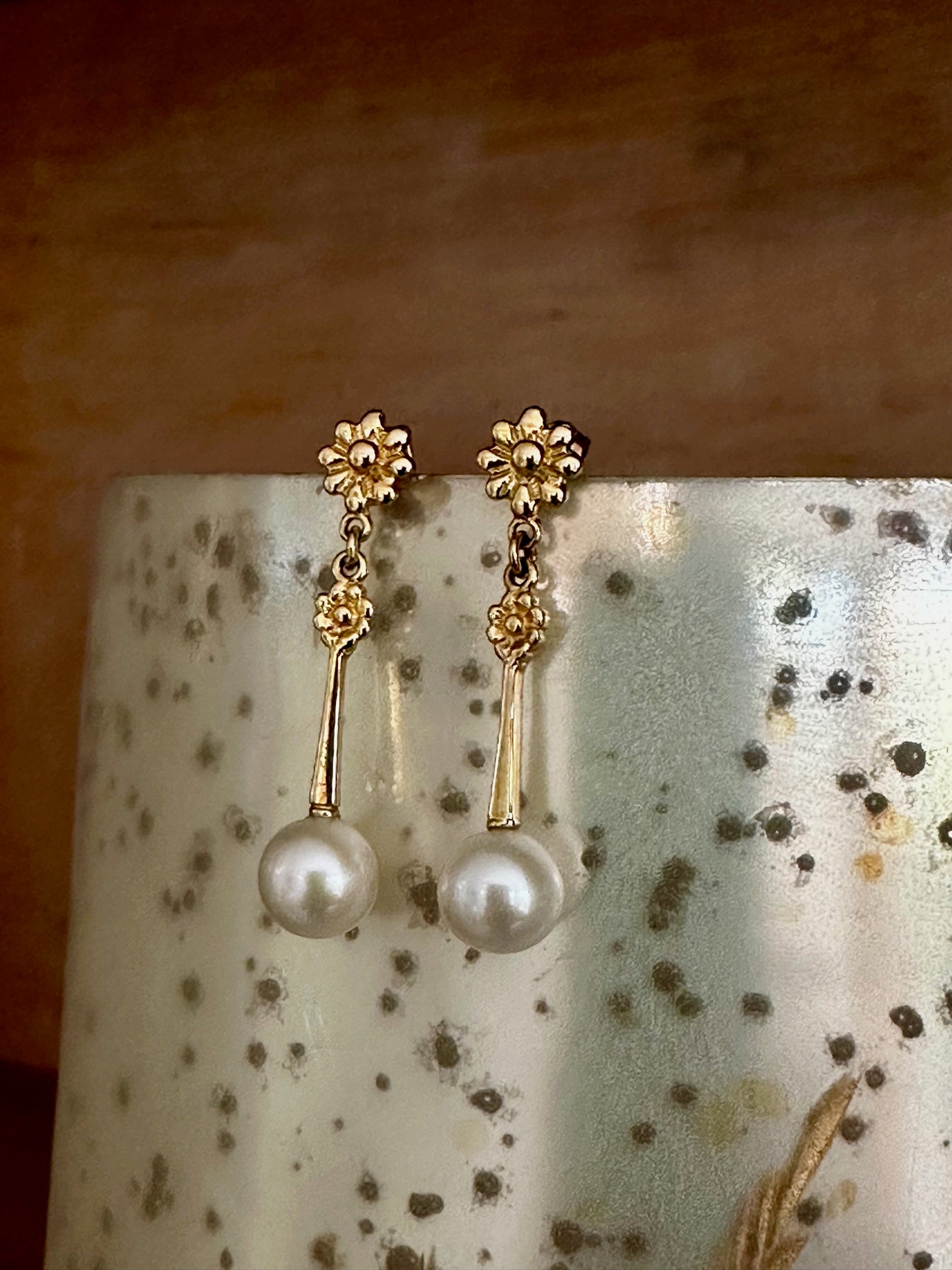 Aros 18k y perlas