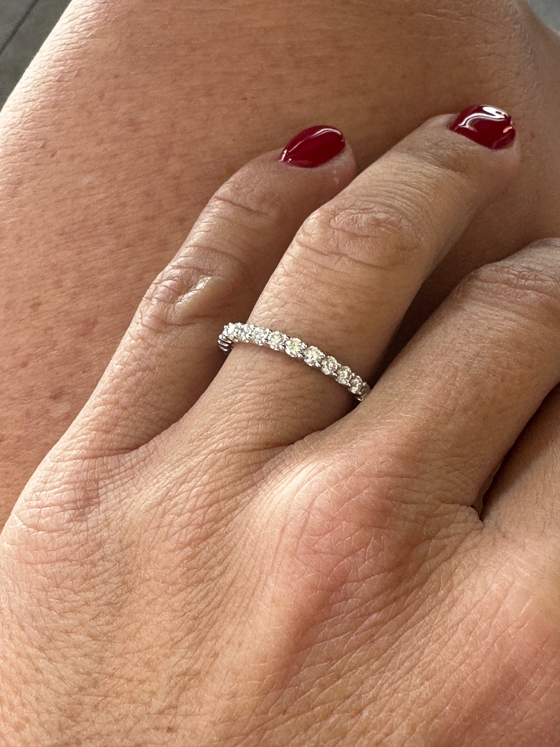 Anillo Medio Cintillo Brillantes ( A pedido )