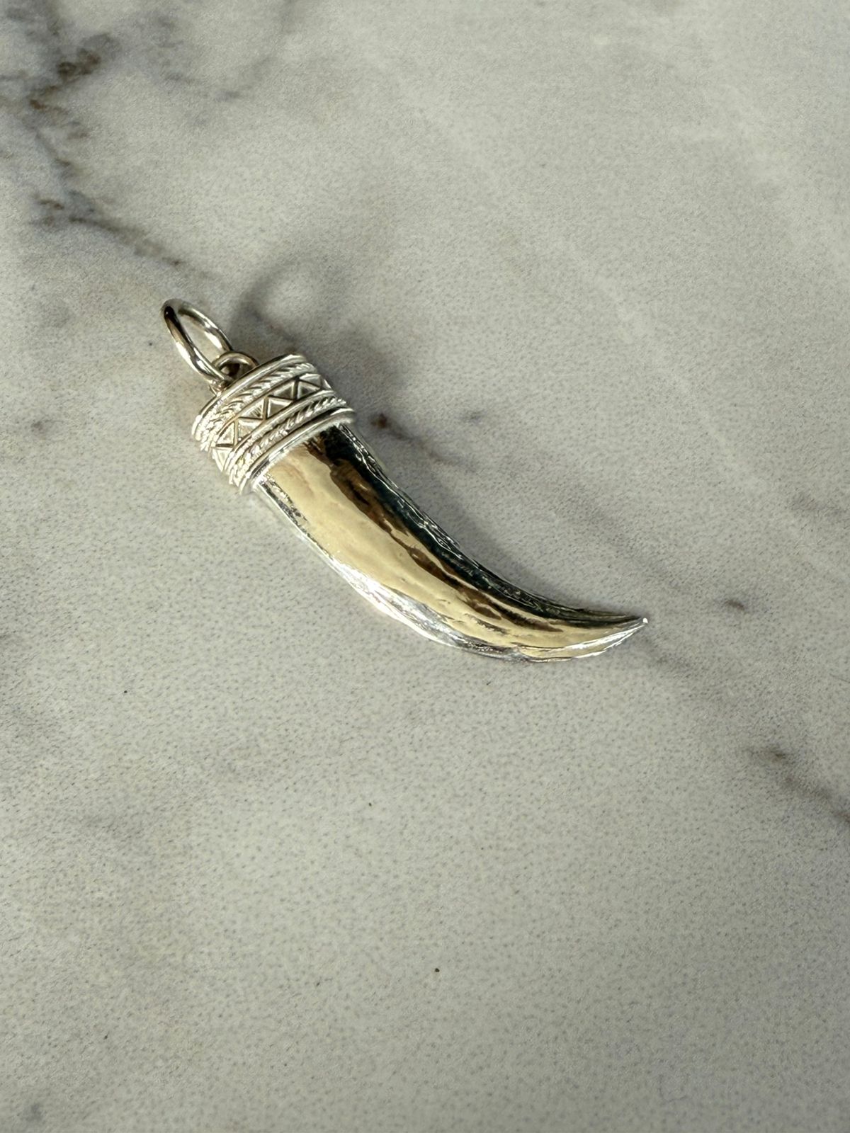 Colgante Cacho en plata rodinada de 950