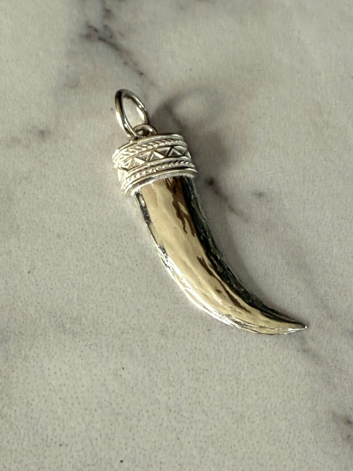 Colgante Cacho en plata rodinada de 950