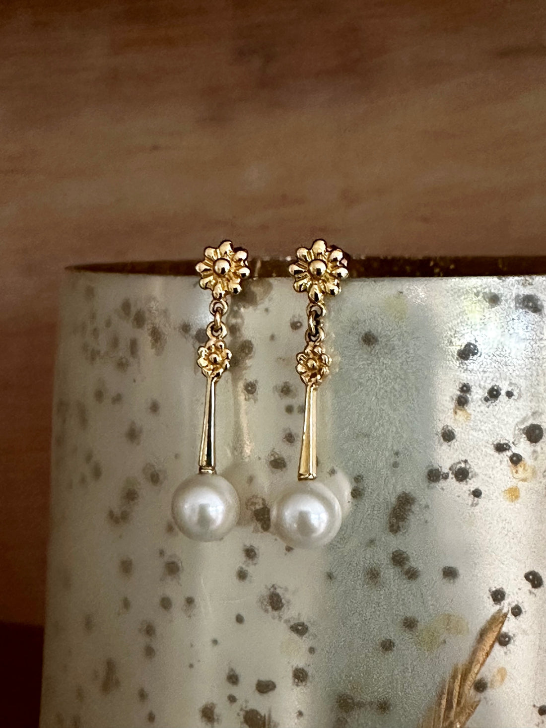 Aros 18k y perlas