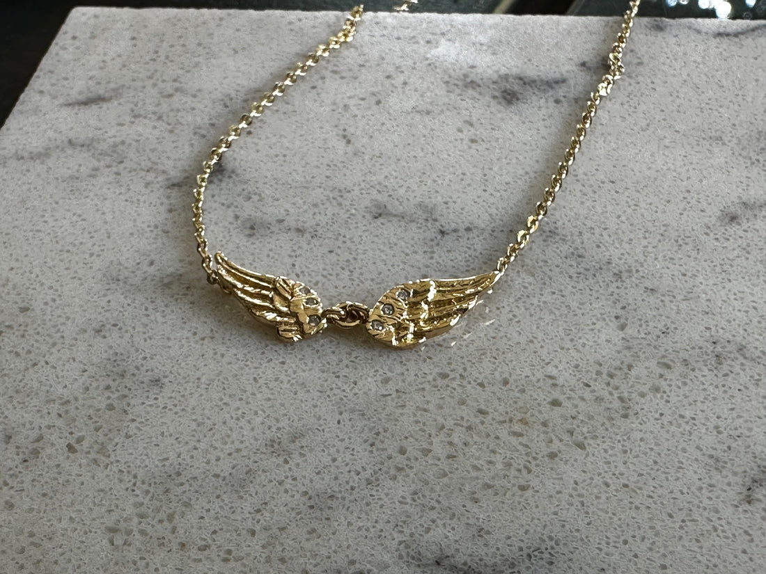 Collar alas oro 18K y brillantes