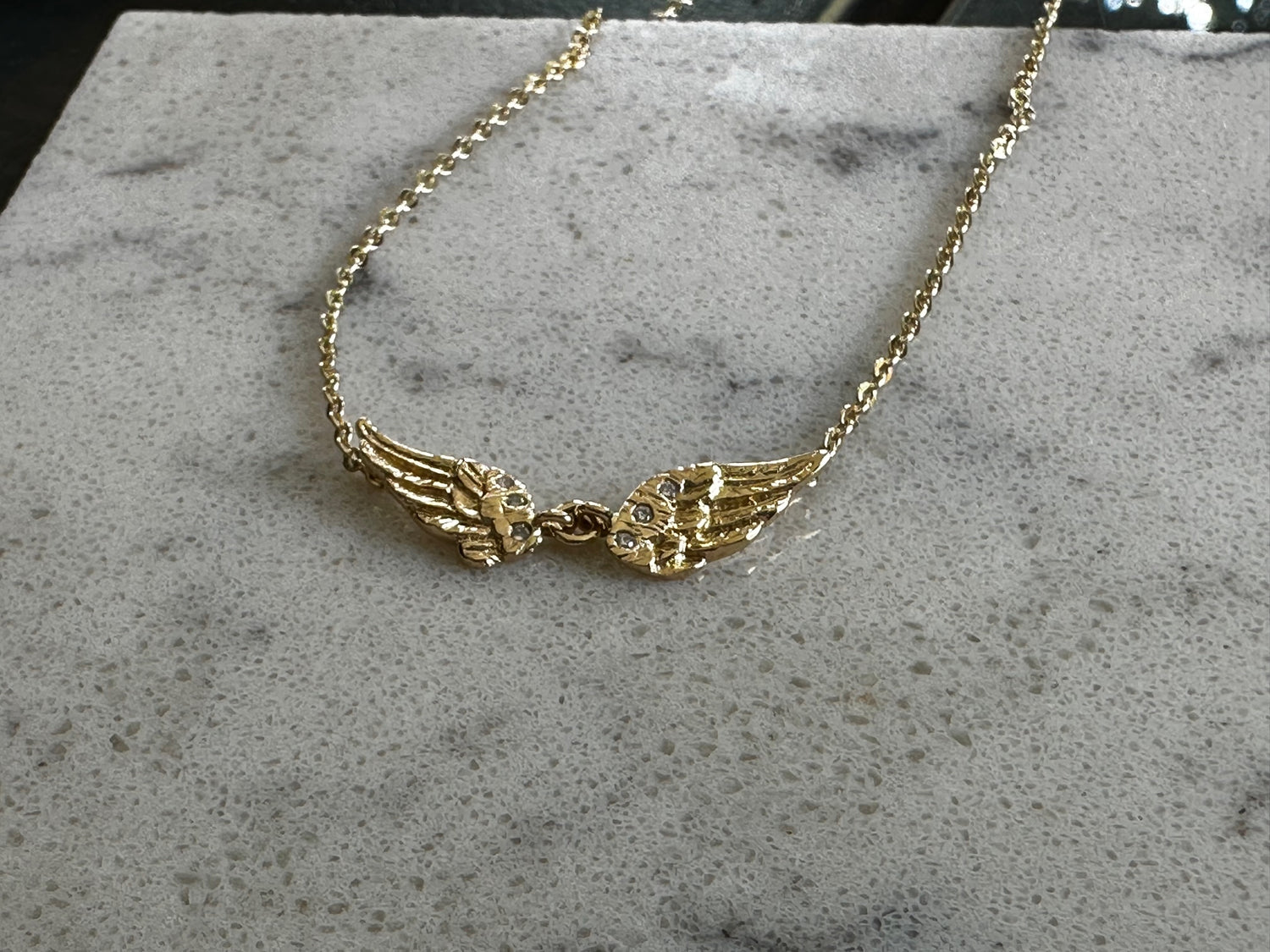 Collar alas oro 18K y brillantes