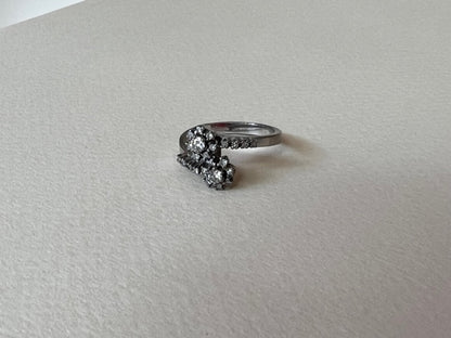 Anillo tu y yo. Platino y brillantes modelo 2