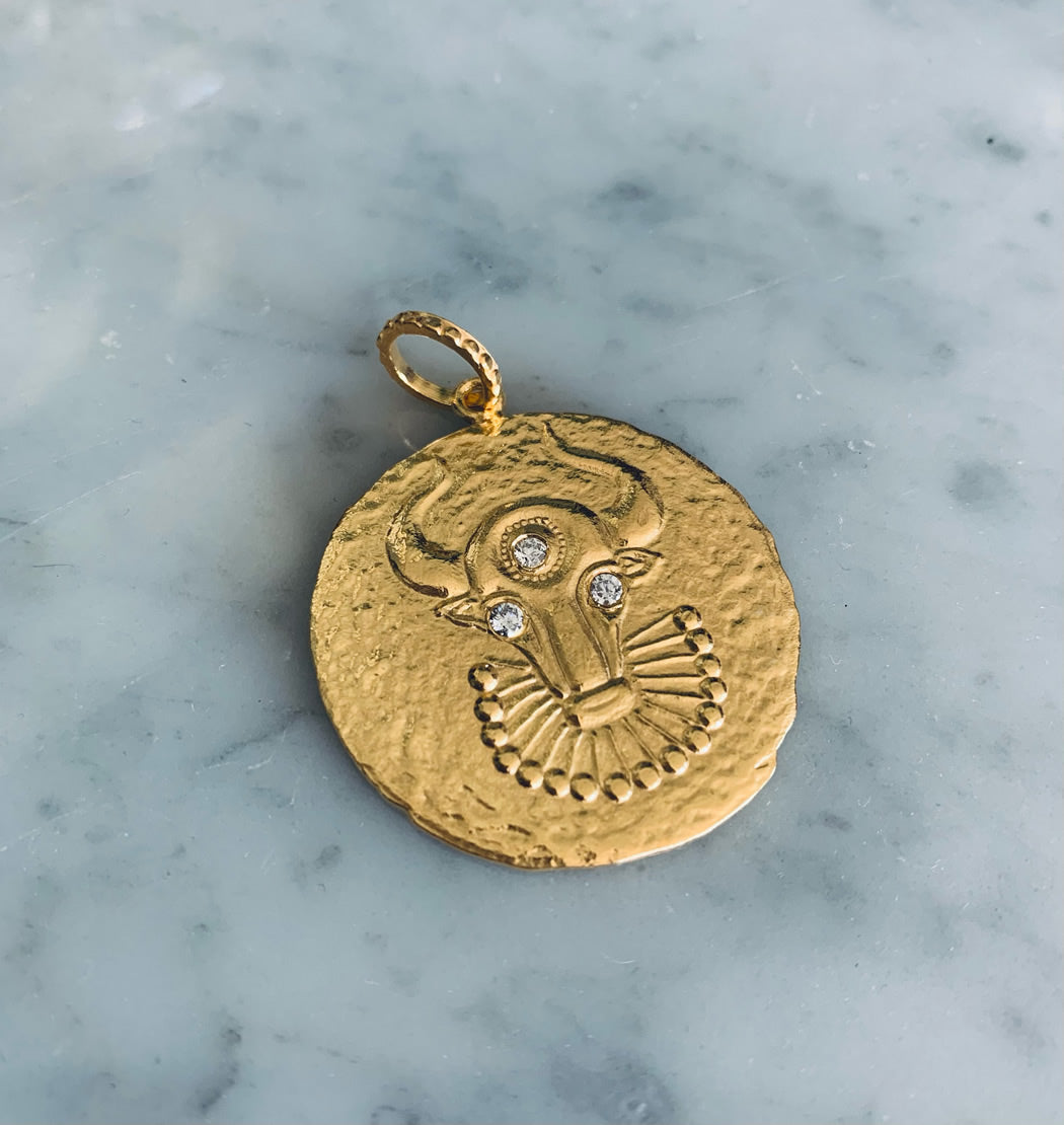 Minotauro 3,2 cms de diámetro Oro
